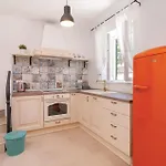 Feriehus 2 Bedroom In Primošten