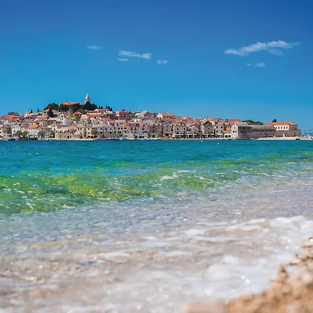 Stunning In With Kitchen 펜션 *