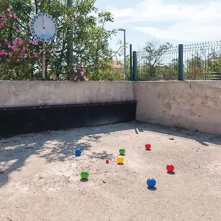 Vikendica Stunning In With Kitchen