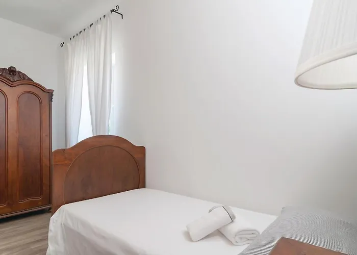 Stunning In With Kitchen