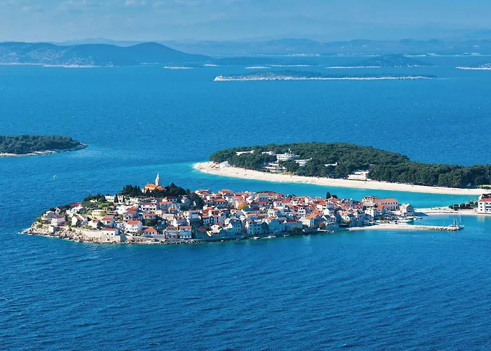 Stunning In With Kitchen